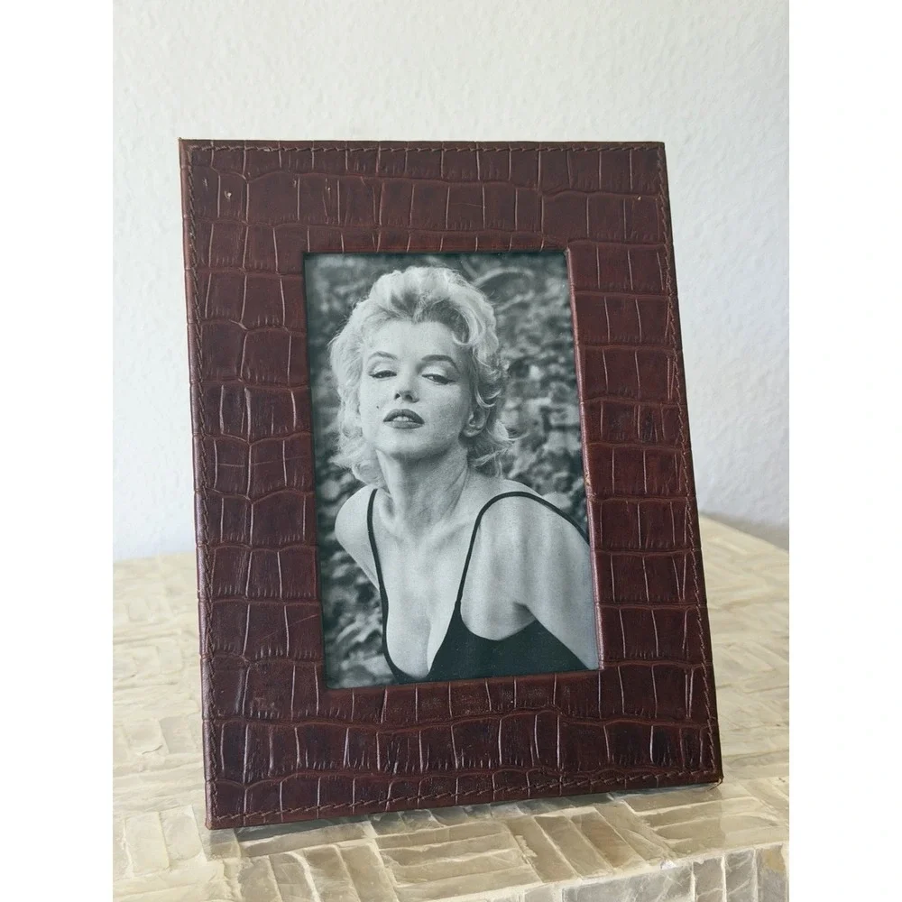 Vintage Embossed Genuine Leather Photo Frame